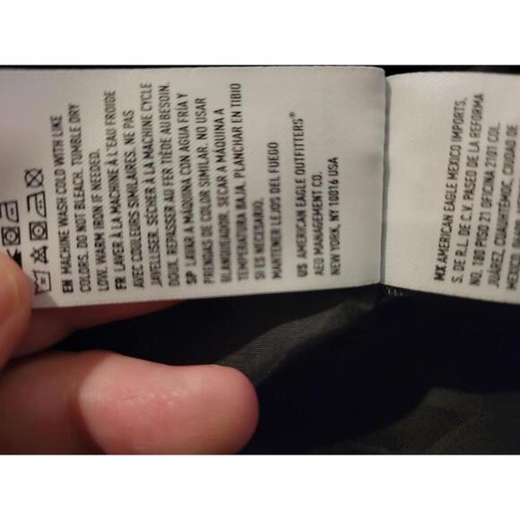 NWT American Eagle Outfitters large black cropped blazer - Picture 5 of 5